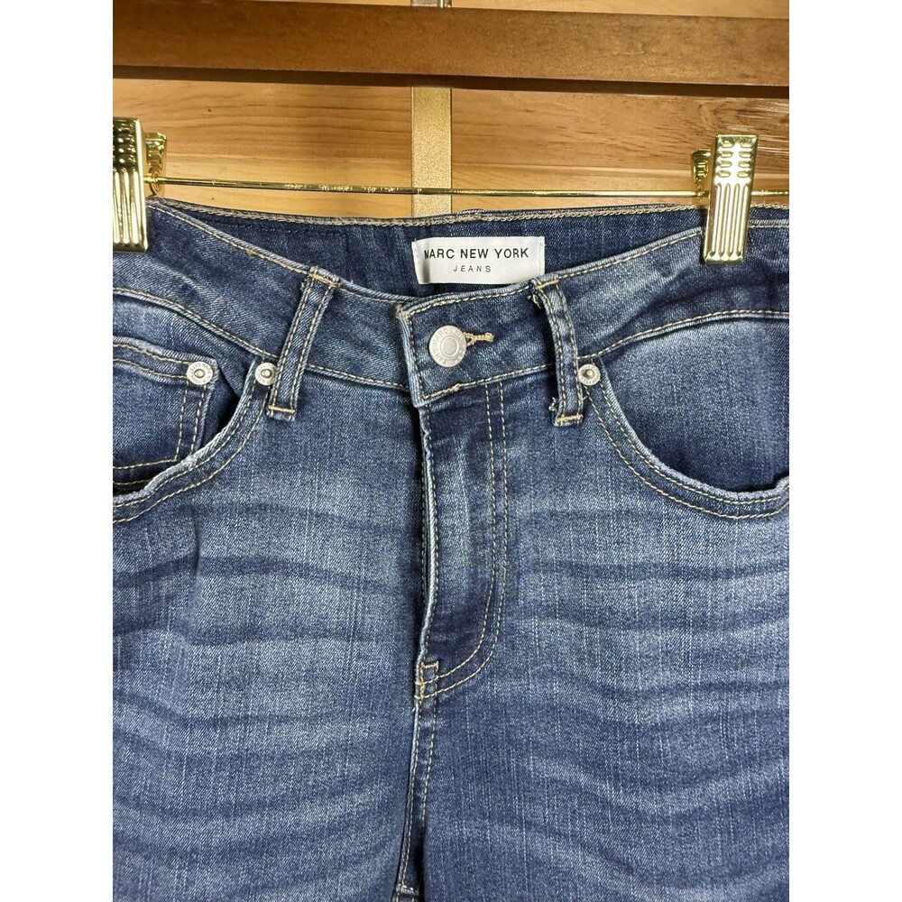 Marc New York Two-Toned Blue Flare Jeans Women’s Size 2 - Picture 3 of 6